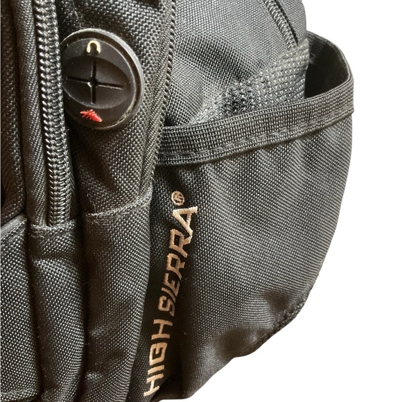 High Sierra Suspension Strap System Black Backpack - Picture 5 of 11